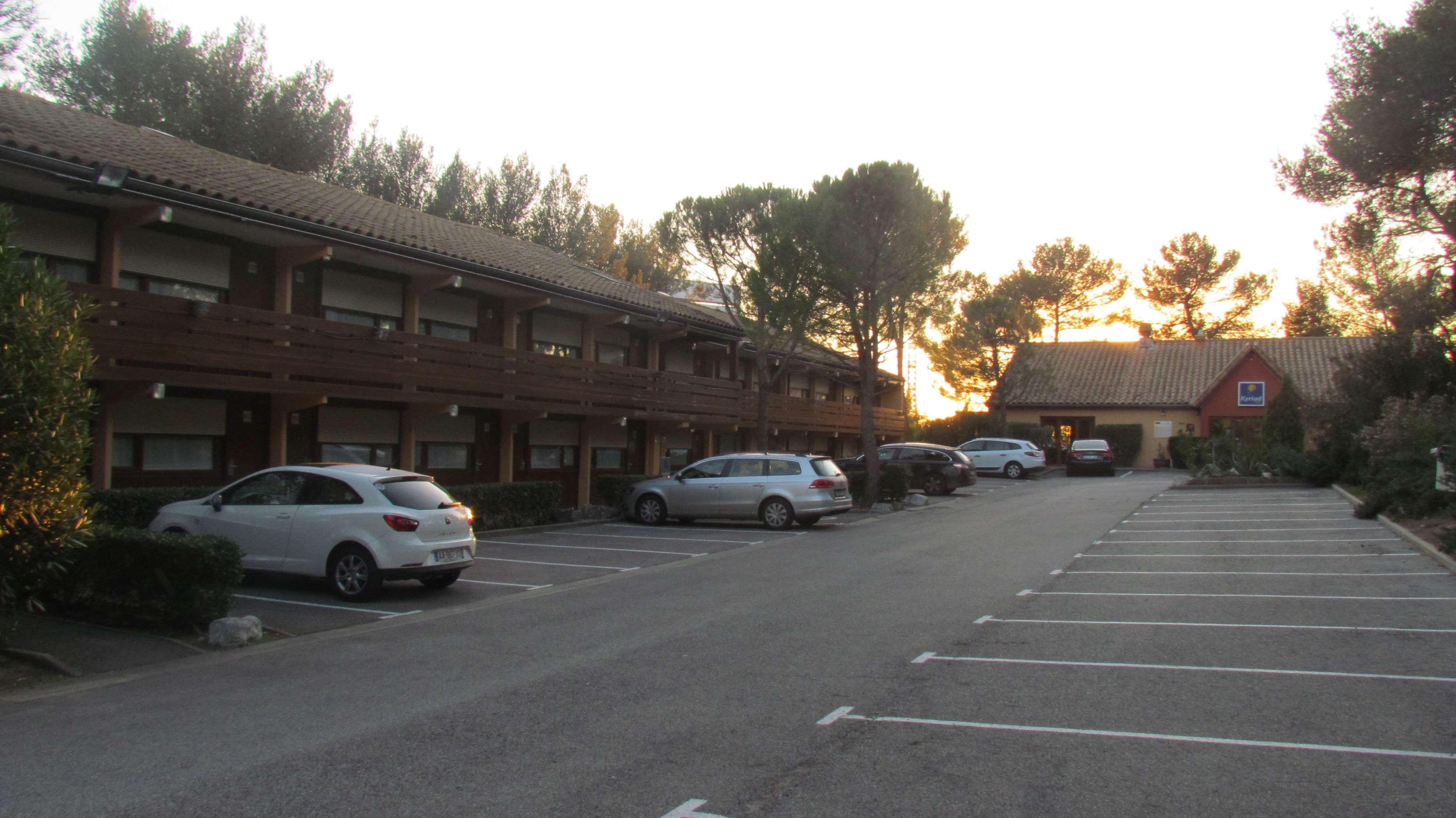 Kyriad Montpellier Nord Parc Euromedecine Saint-Clément Buitenkant foto