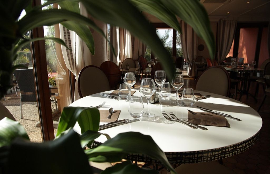Kyriad Montpellier Nord Parc Euromedecine Saint-Clément Restaurant foto